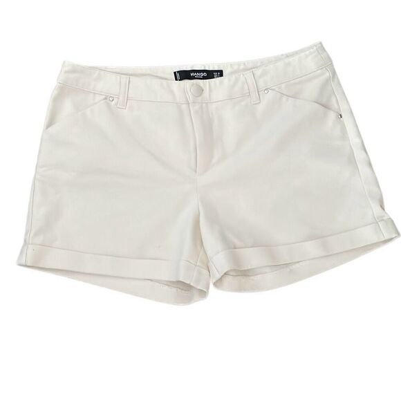 EUC! MANGO Cream/Off-White Short Cuffed Shorts - Size 6 - Picture 1 of 7
